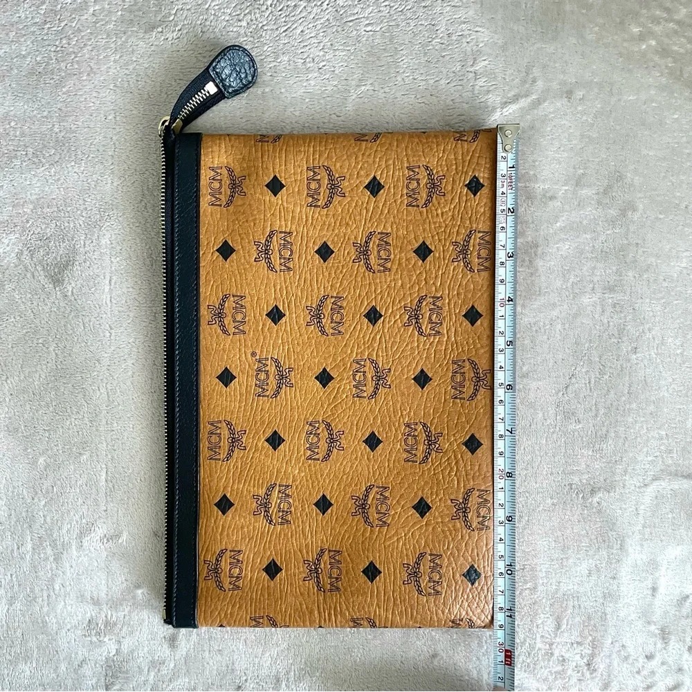 MCM Cognac Visetos Pouch Clutch Logo Zip Medium - Picture 9 of 10